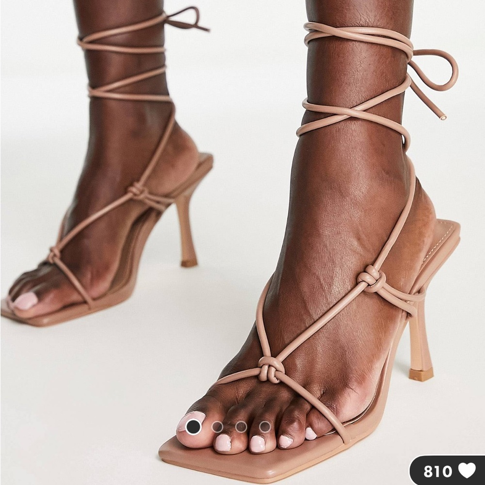 Brand new without tags heels!! 4 inch heels. Size 10